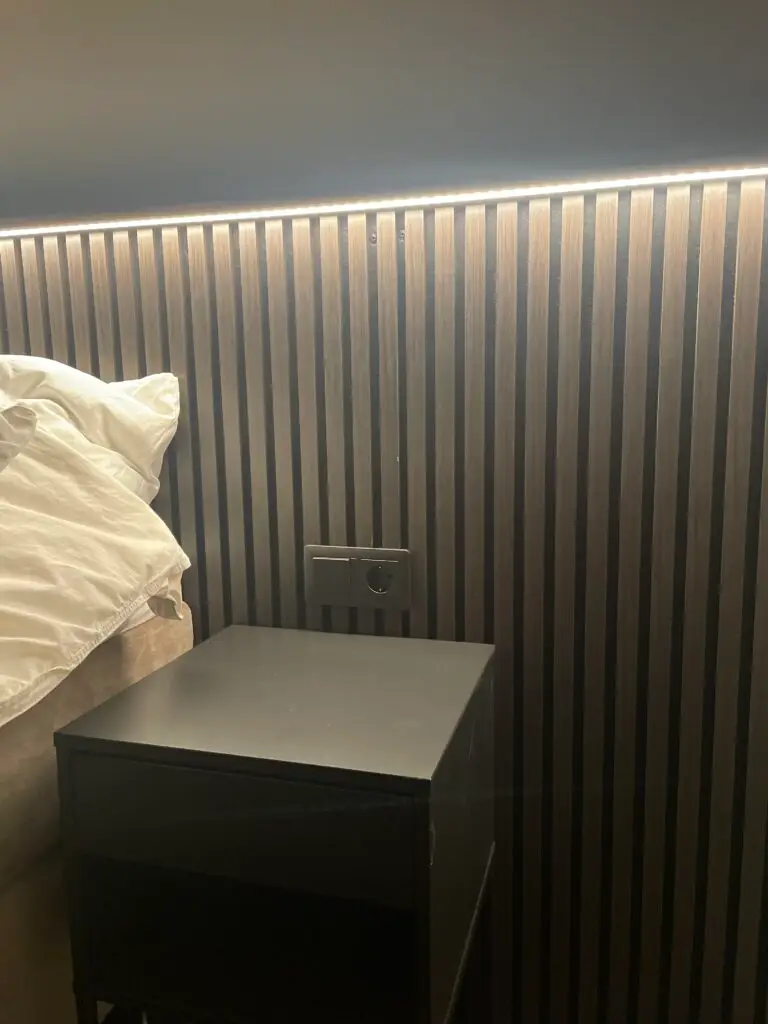 Elektriker installerar el i Uddevalla